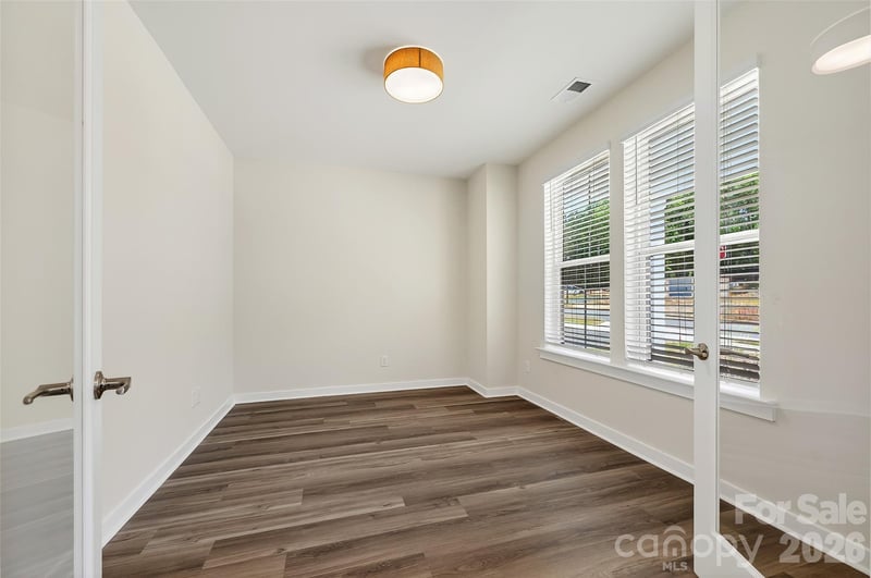 5214 Hollow Branch Rd, Charlotte, NC 28278
