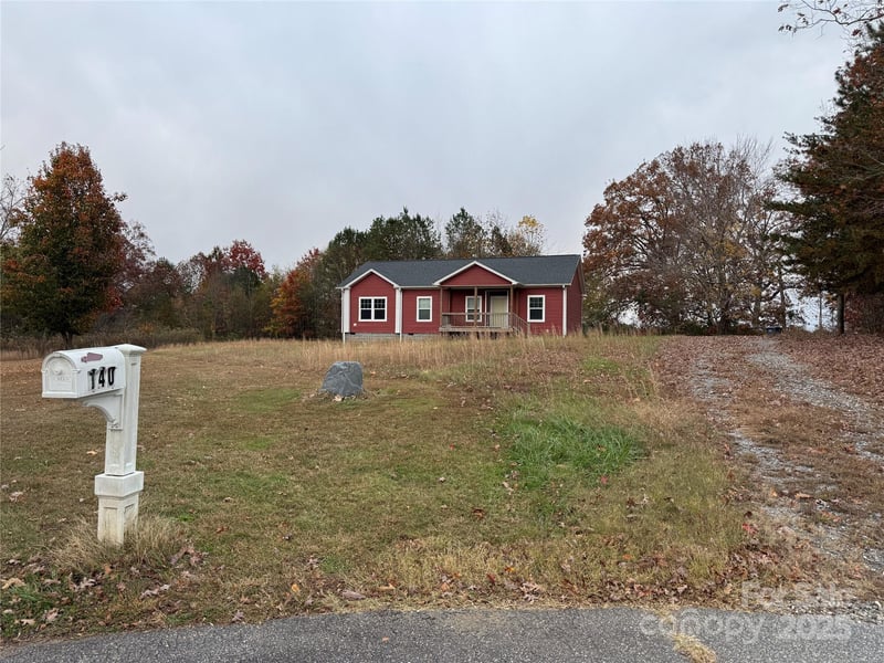 140 Silvermere Dr, Statesville, NC 28625