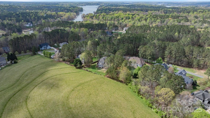 116 Whispering Cove Ct, Mooresville, NC 28117