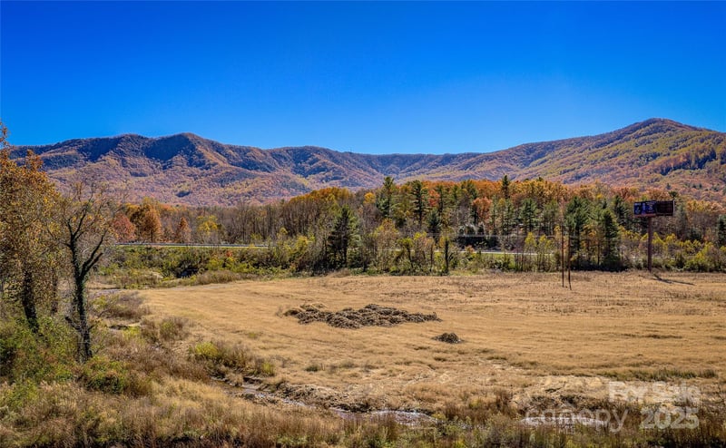 865 Blue Ridge Rd, Black Mountain, NC 28711