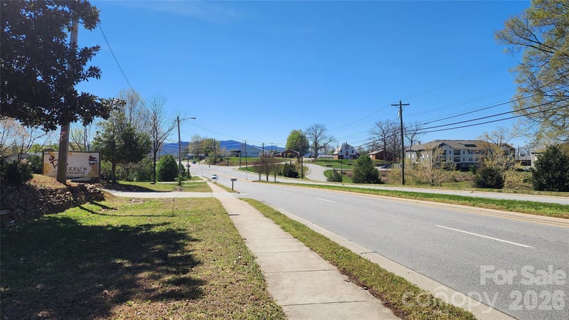 303 Old Nc 18 Hw, Morganton, NC 28655
