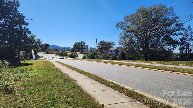 303 Old Nc 18 Hw, Morganton, NC 28655