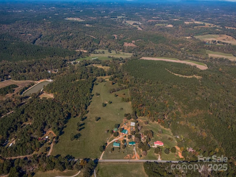 398 W V Thompson Rd, Rutherfordton, NC 28139