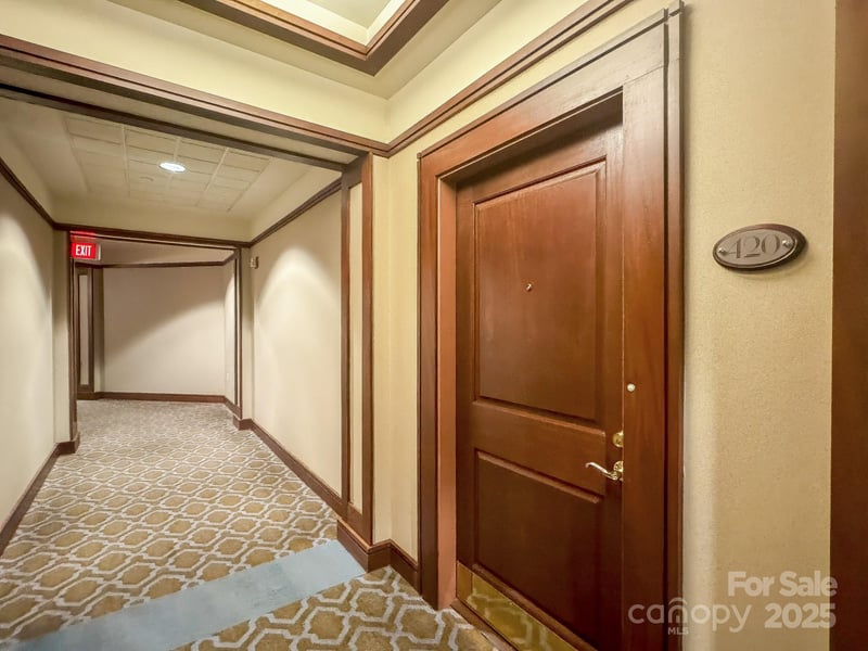 400 Church St #420, Charlotte, NC 28202