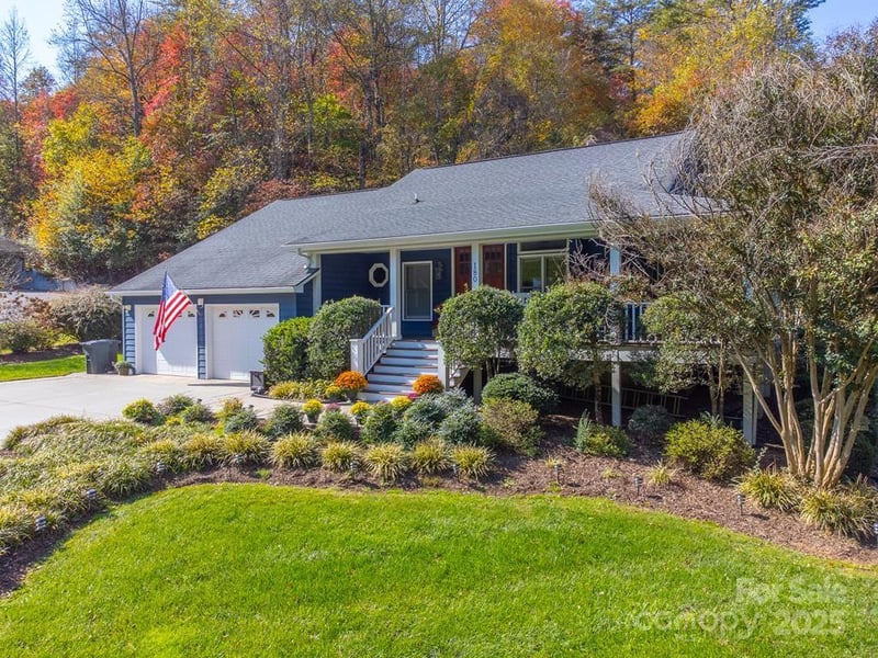 180 Paw Paw Cv, Sylva, NC 28779