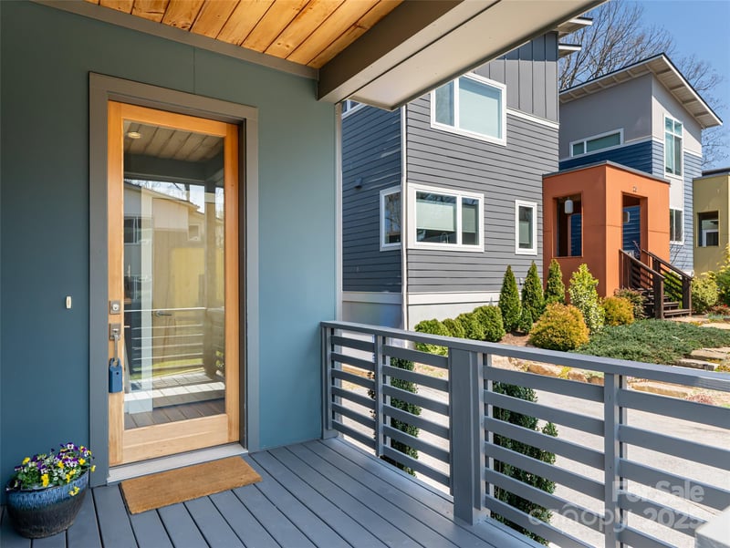 27 Mauricet Ln, Asheville, NC 28806