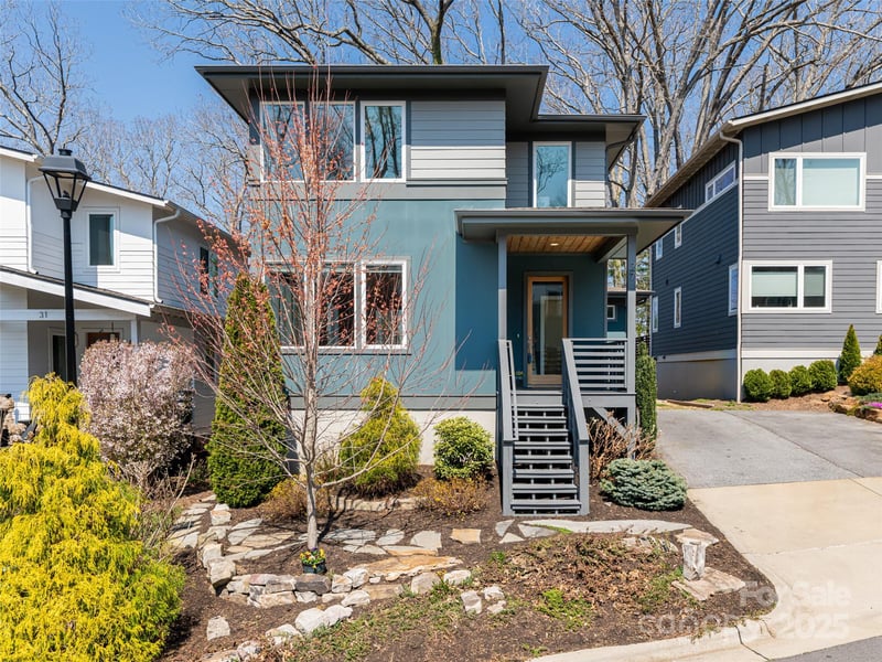 27 Mauricet Ln, Asheville, NC 28806