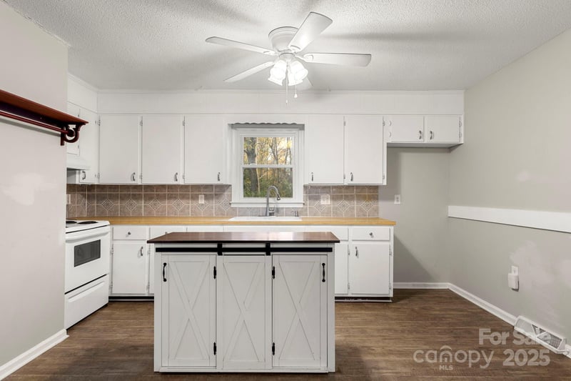 604 Cold Stream Cir, Chester, SC 29706