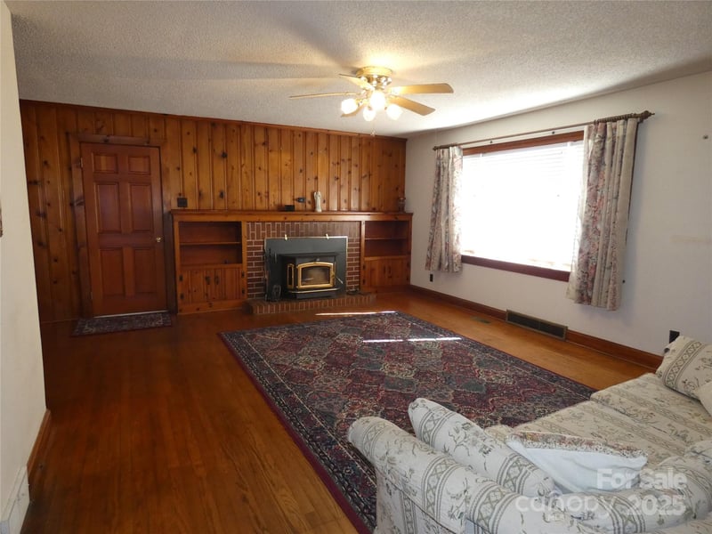 150 Fonda Rd, Statesville, NC 28677
