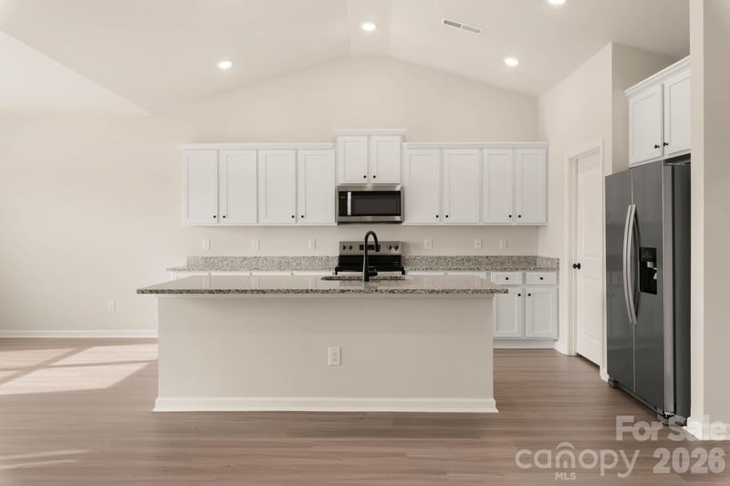 3458 Robindale Dr, Winston Salem, NC 27127