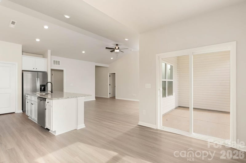 3458 Robindale Dr, Winston Salem, NC 27127