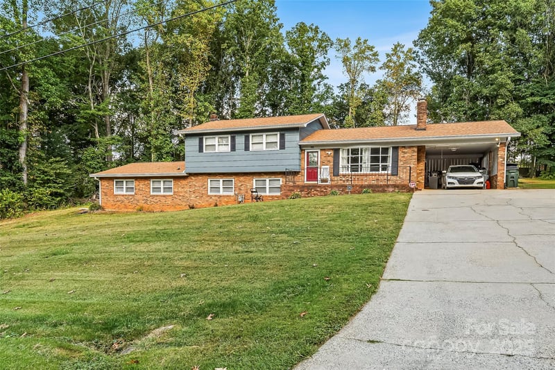 304 Parlier Ave, Conover, NC 28613