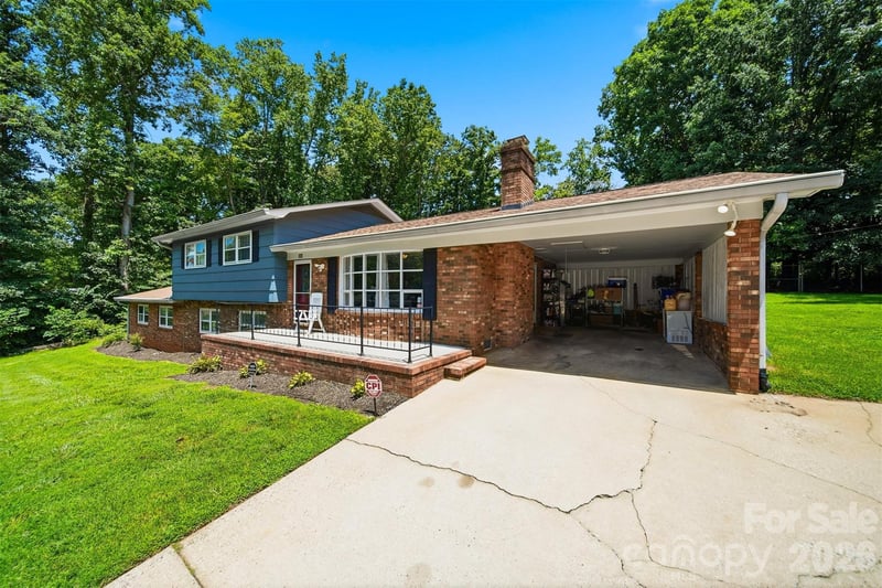 304 Parlier Ave NE, Conover, NC 28613