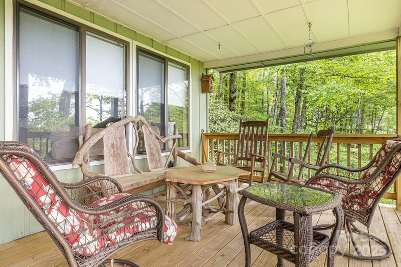 170 Lucas Ln, Mars Hill, NC 28754