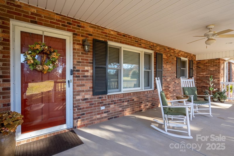 257 Rocky River Rd, Mooresville, NC 28115