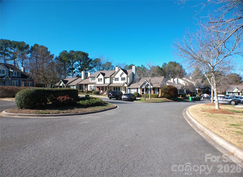 9112 Four Mile Creek Rd, Charlotte, NC 28277