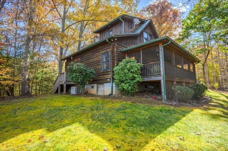 87 Prater Cove Rd, Franklin, NC 28734