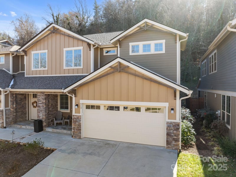 513 Sweet Birch Park Ln, Black Mountain, NC 28711