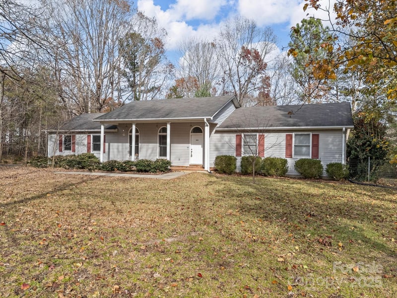 383 Woody Cir, Tryon, NC 28782