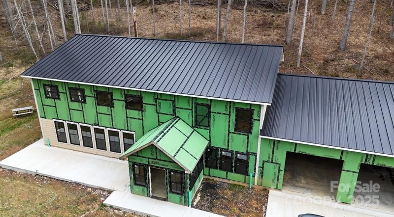 498 Coxes Creek Rd, Burnsville, NC 28714