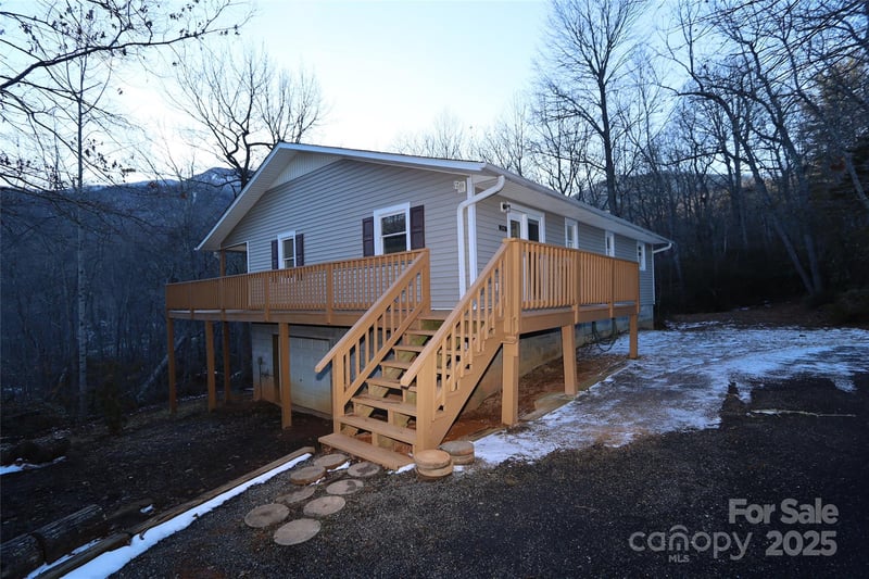 249 Cherry Hollow Rd #42, Burnsville, NC 28714