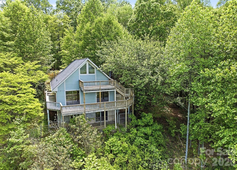 1350 Davis Mountain Rd, Hendersonville, NC 28739