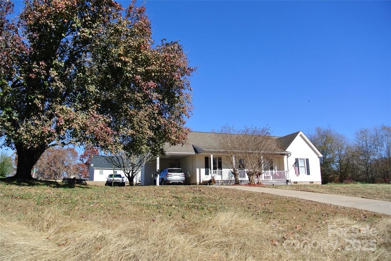 225 Mcdade Rd, Forest City, NC 28043