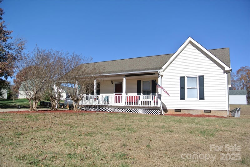 225 Mcdade Rd, Forest City, NC 28043