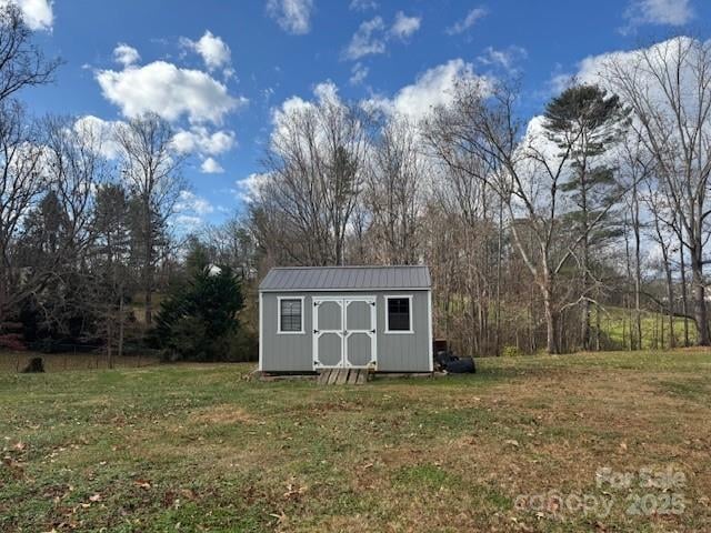 25 Highland St, Weaverville, NC 28787