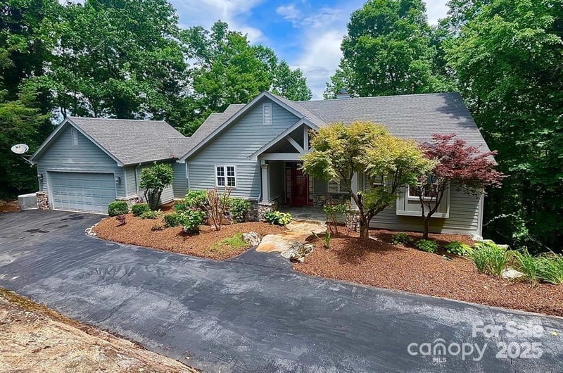 180 High Road Overlook, Hendersonville, NC 28739