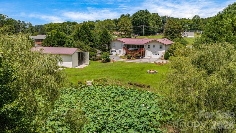 350 Old Sunset Hill Rd, Hendersonville, NC 28792