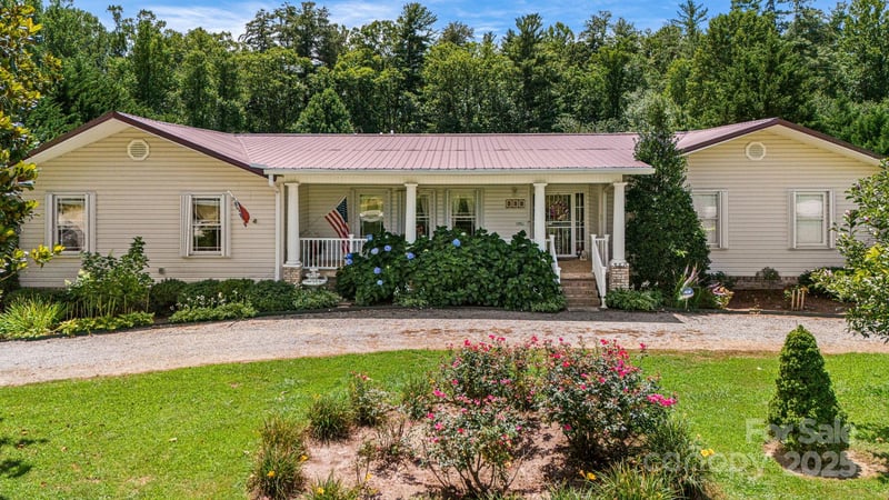 350 Old Sunset Hill Rd, Hendersonville, NC 28792