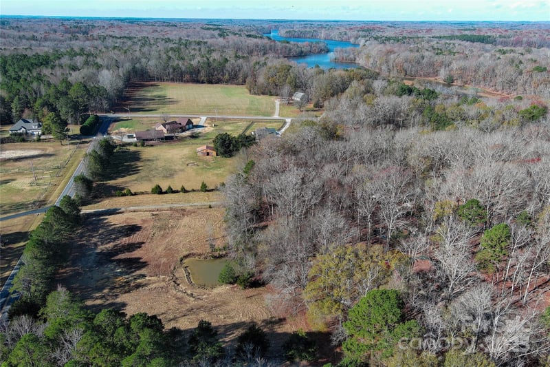 7204 Nesbit Rd, Waxhaw, NC 28173