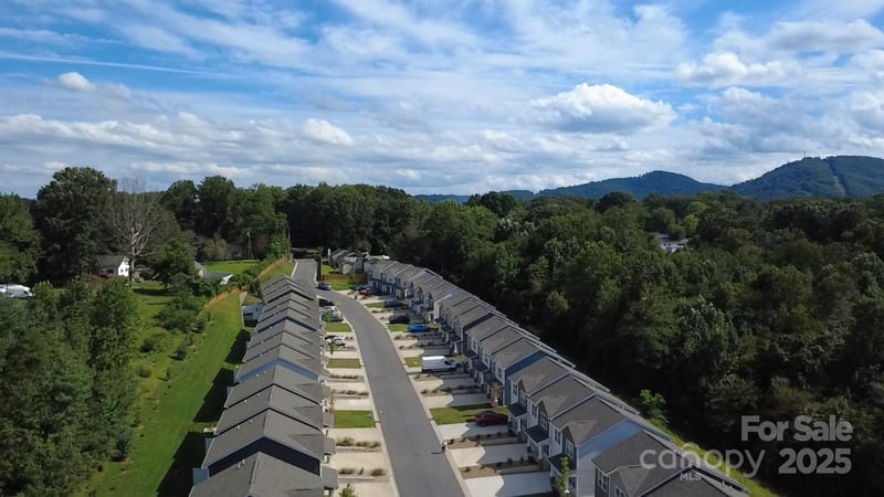 65 Cain Hollow Way, Asheville, NC 28806