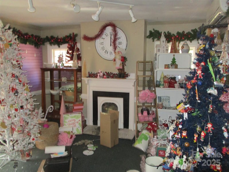 5 Boston Way, Asheville, NC 28803