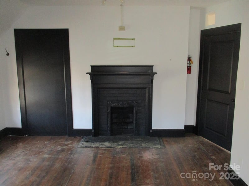 2 Boston Way, Asheville, NC 28803