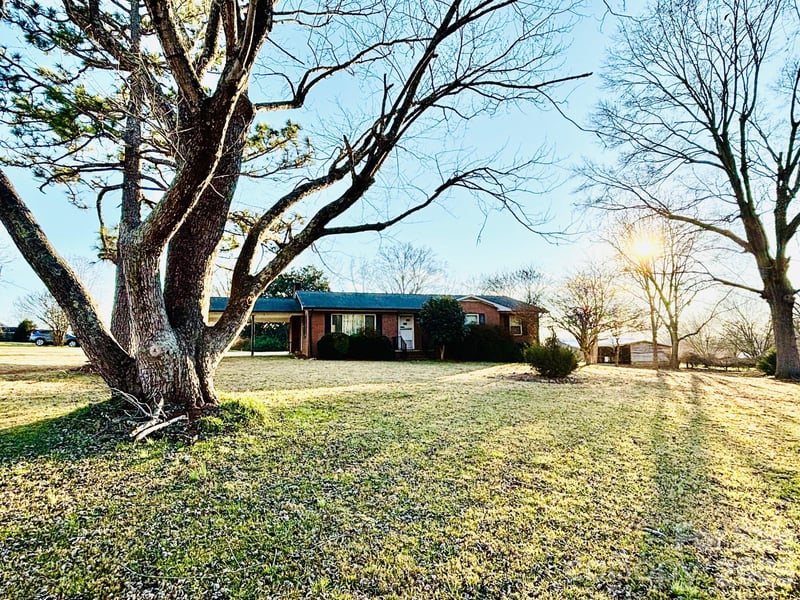 150 Old Georgia Rd, Statesville, NC 28625