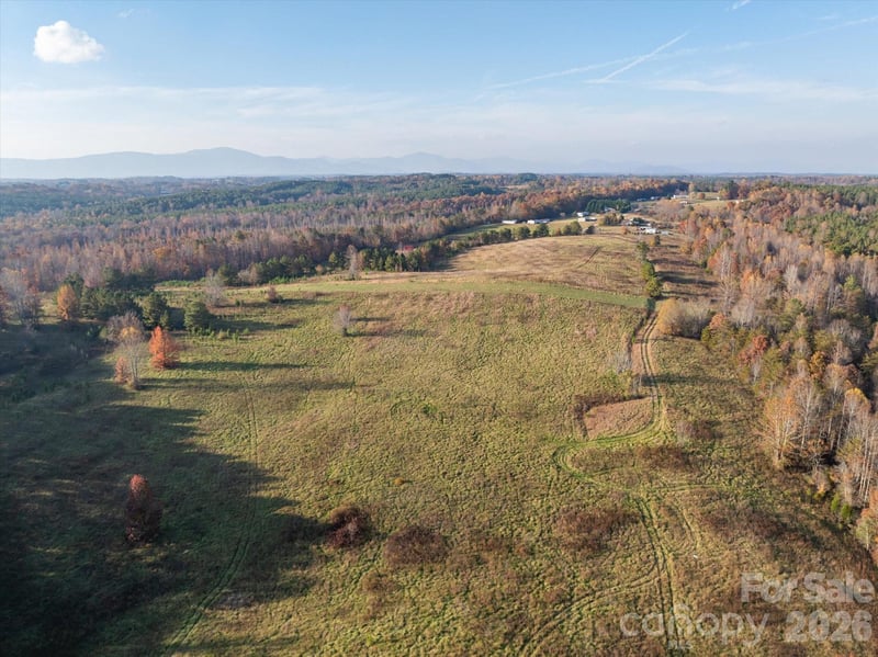 1888 Pea Ridge Rd, Mill Spring, NC 28756
