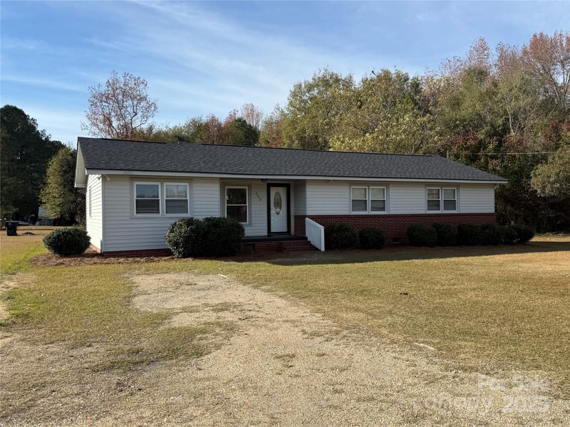 305 Tec Rd, Cheraw, SC 29520