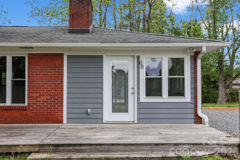 68 Lisam Way, Etowah, NC 28729
