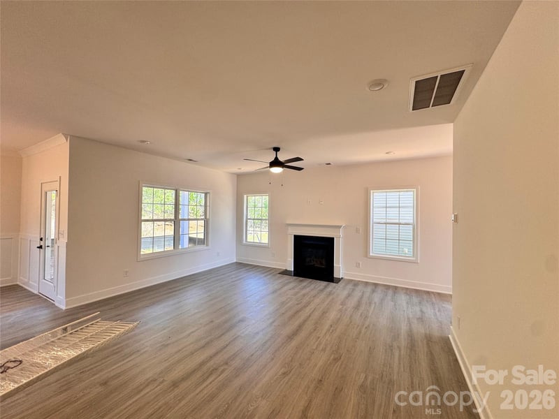724 Inwood Hill Dr #8, Gastonia, NC 28056