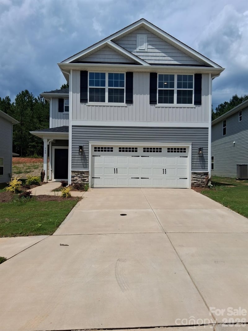 724 Inwood Hill Dr #8, Gastonia, NC 28056