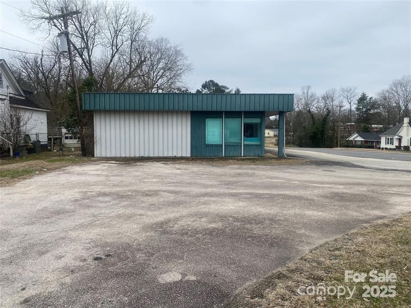 183 Columbia St, Chester, SC 29706