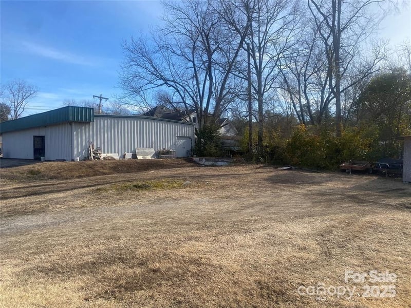 183 Columbia St, Chester, SC 29706