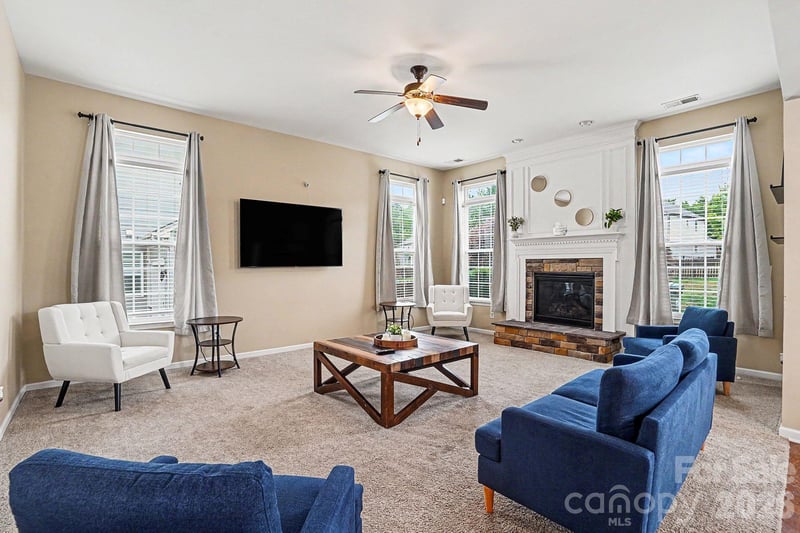 16121 Grassy Creek Dr, Huntersville, NC 28078