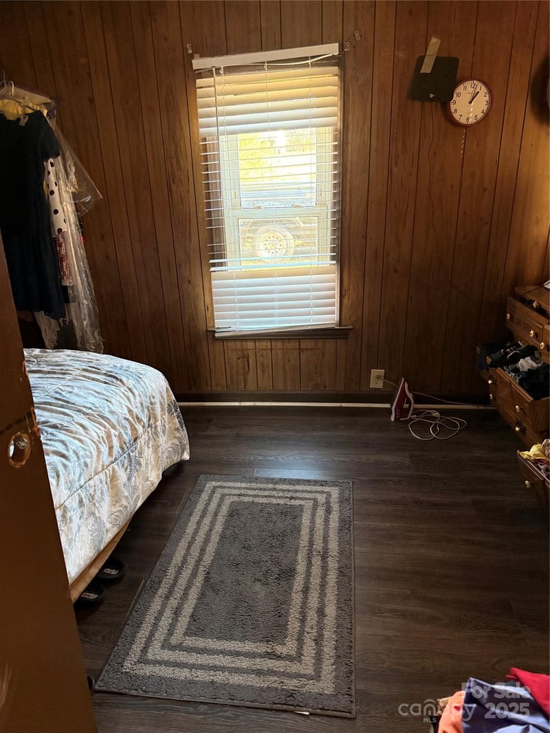 1418 Huggins St, Statesville, NC 28677