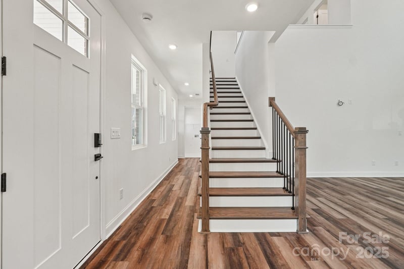 608 Mercury Dr, Tega Cay, SC 29708