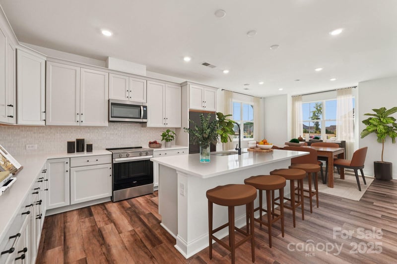 608 Mercury Dr, Tega Cay, SC 29708