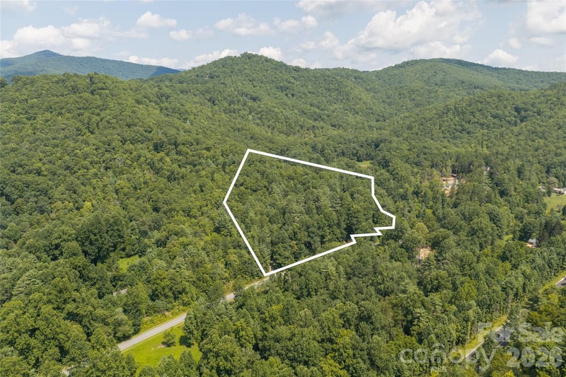 649 Old Nc 280 Hw, Pisgah Forest, NC 28768