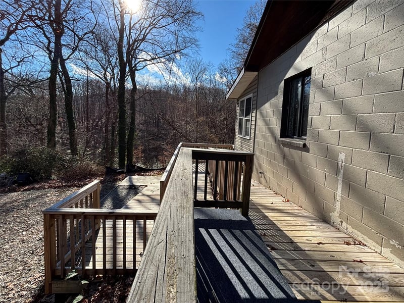 629 Vineyard Rd, Tryon, NC 28782